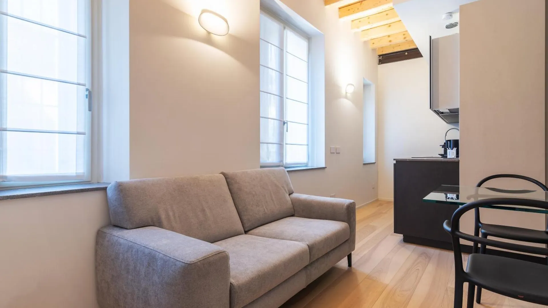 Easyhomes - Bandello contacts